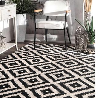 Hand Tufted Kellee Area Rug