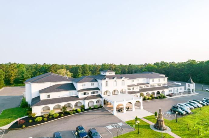 The Wedding Website of Lindsey Sheard and Will Walsh