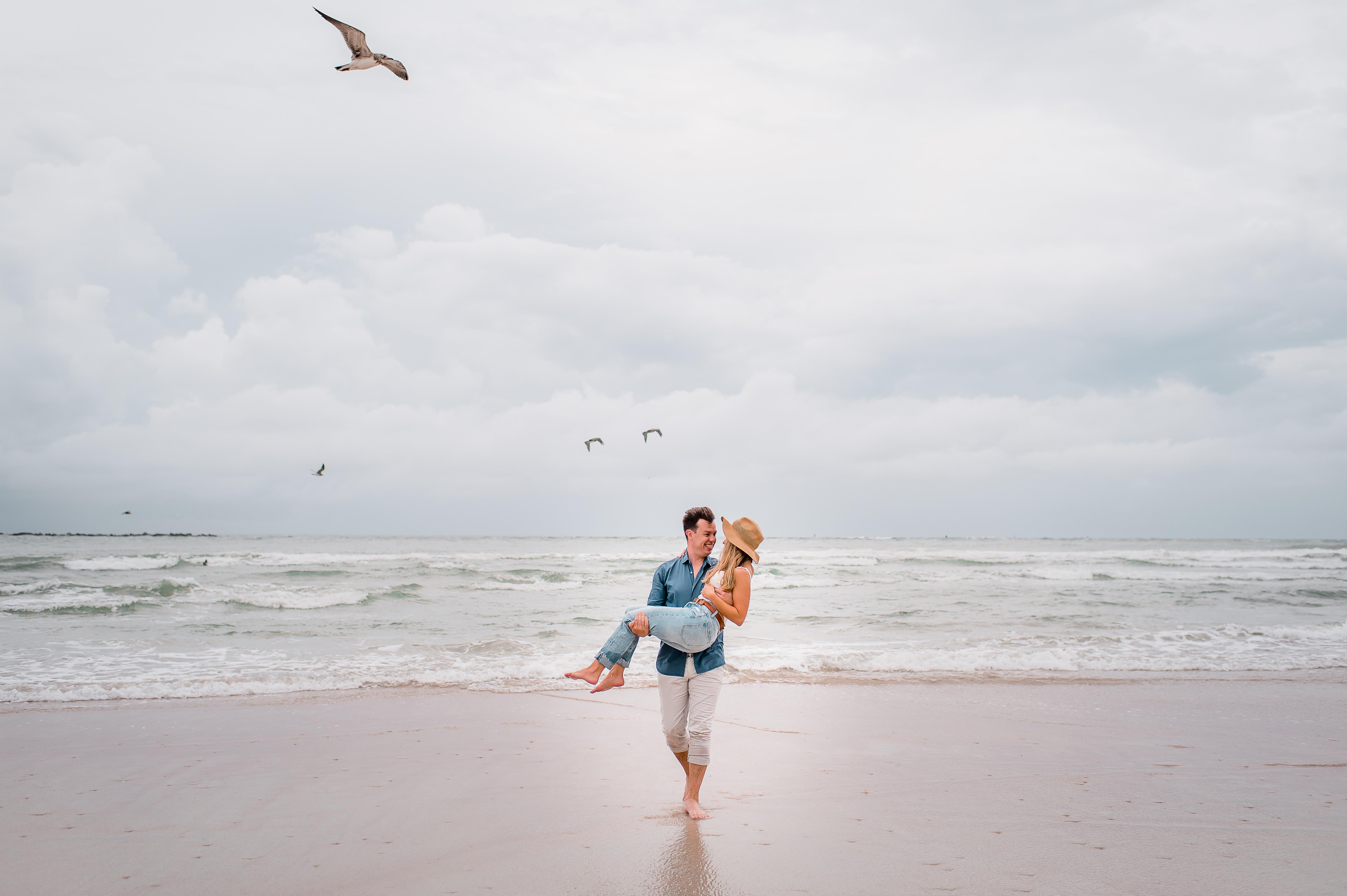 The Wedding Website of Laura Cristobal and Andrew Cunningham