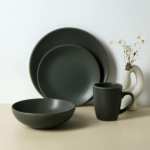 Stone + Lain Grao Stoneware 16-Piece Dinnerware Set, Green
