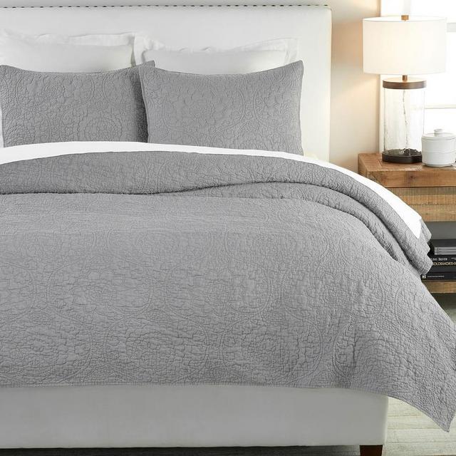 Flagstone Belgian Flax Linen Floral Stitch Quilt, King/Cal. King