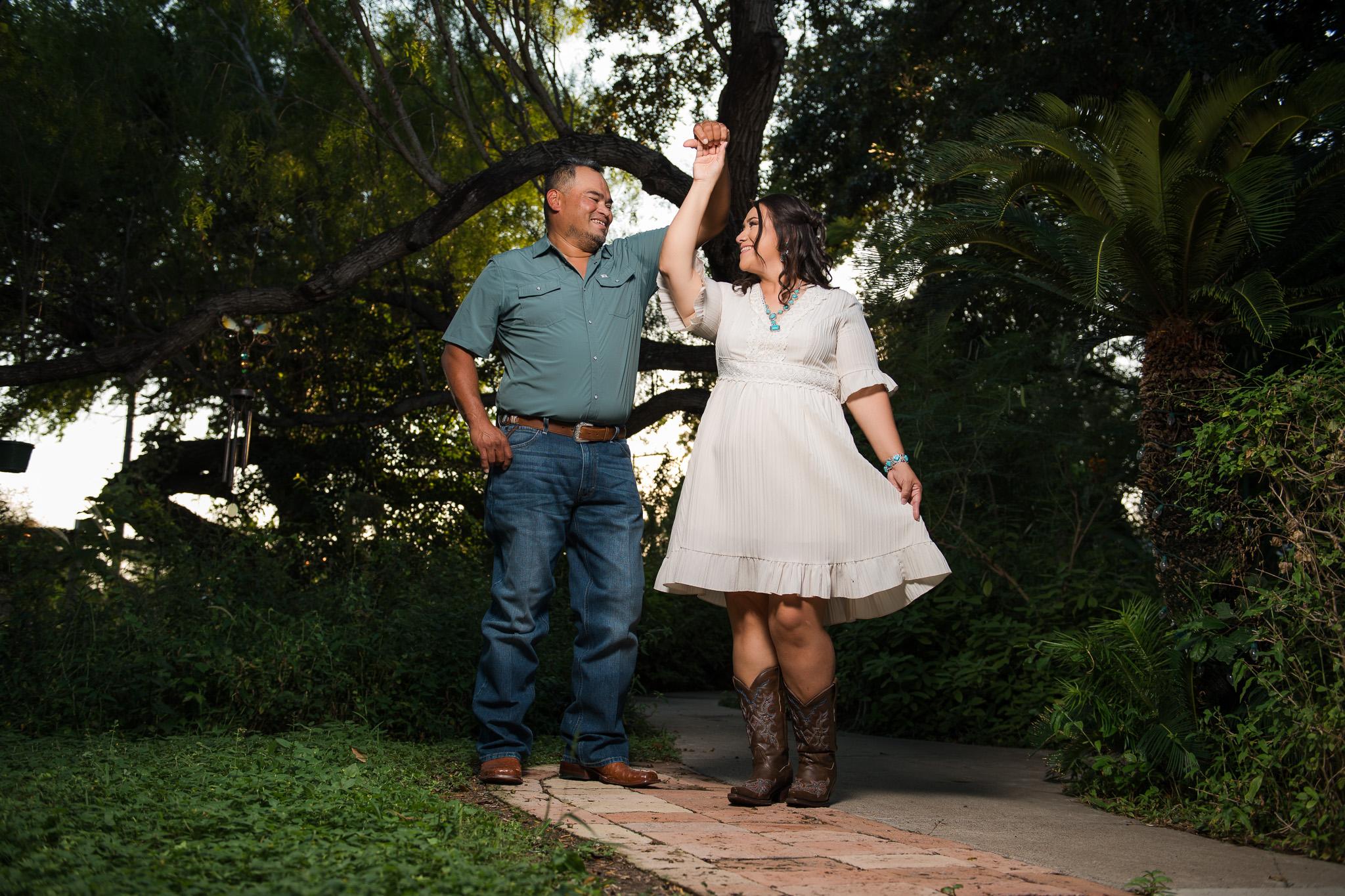 The Wedding Website of Marisa Pinon and Carlos Fonseca