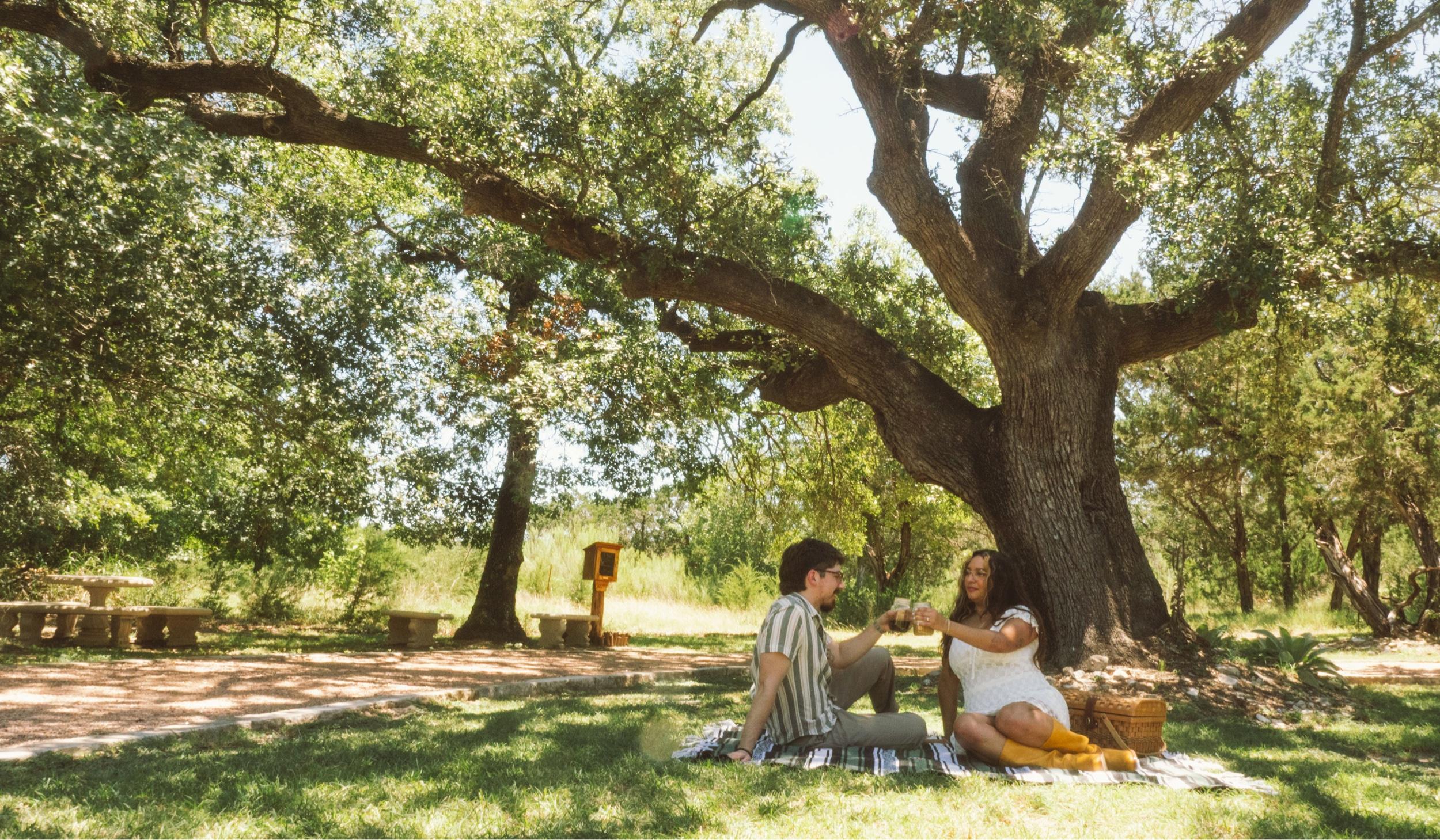 The Wedding Website of Lydia Leon and Ryan Edwards