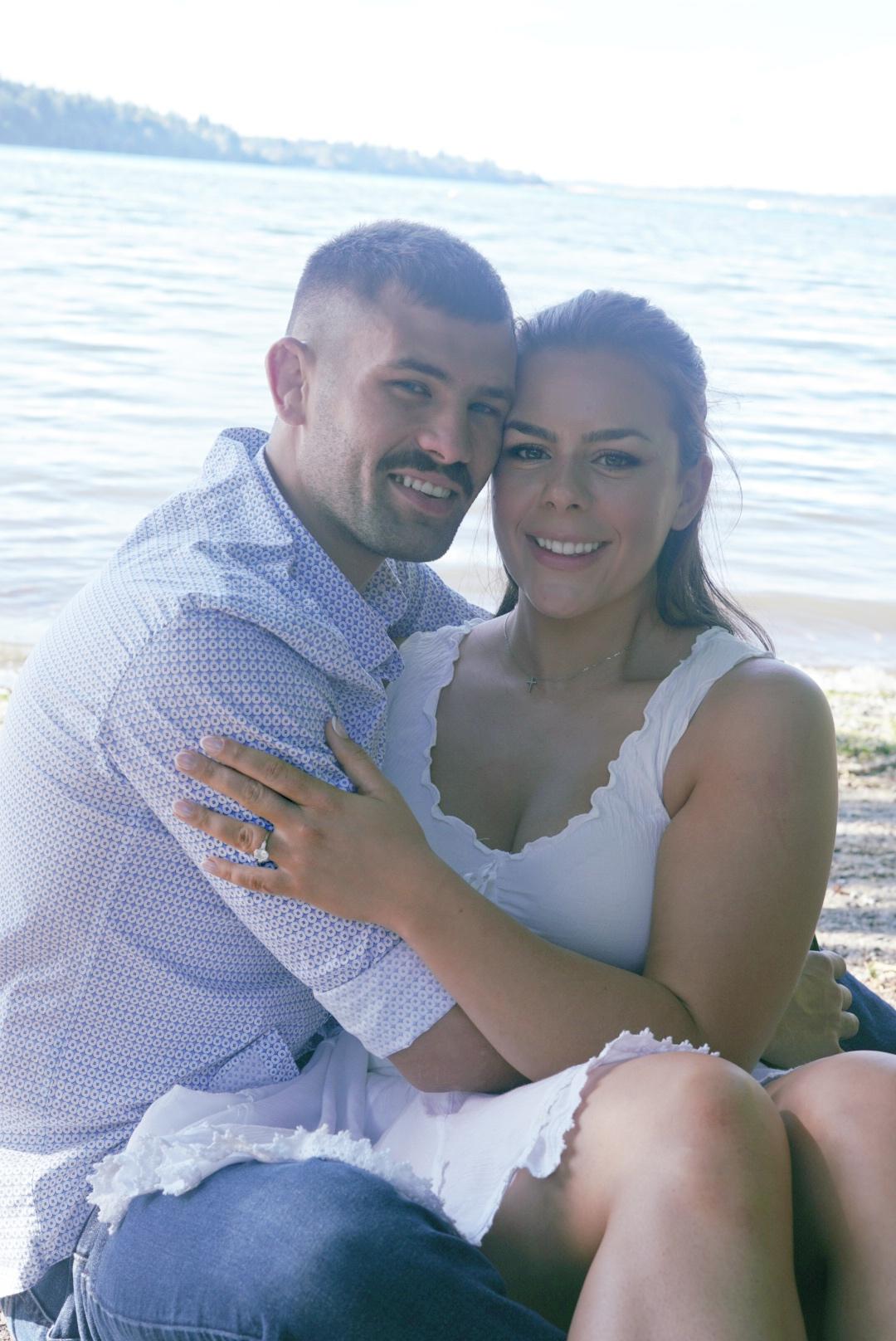 The Wedding Website of Laura Louise DeCelles and Bobby Lee Reece
