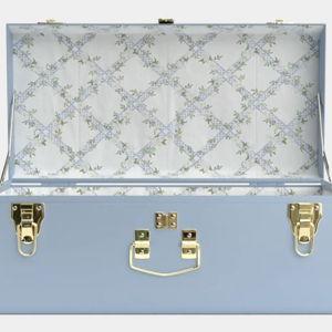 Petite Keep Bridal Trunk