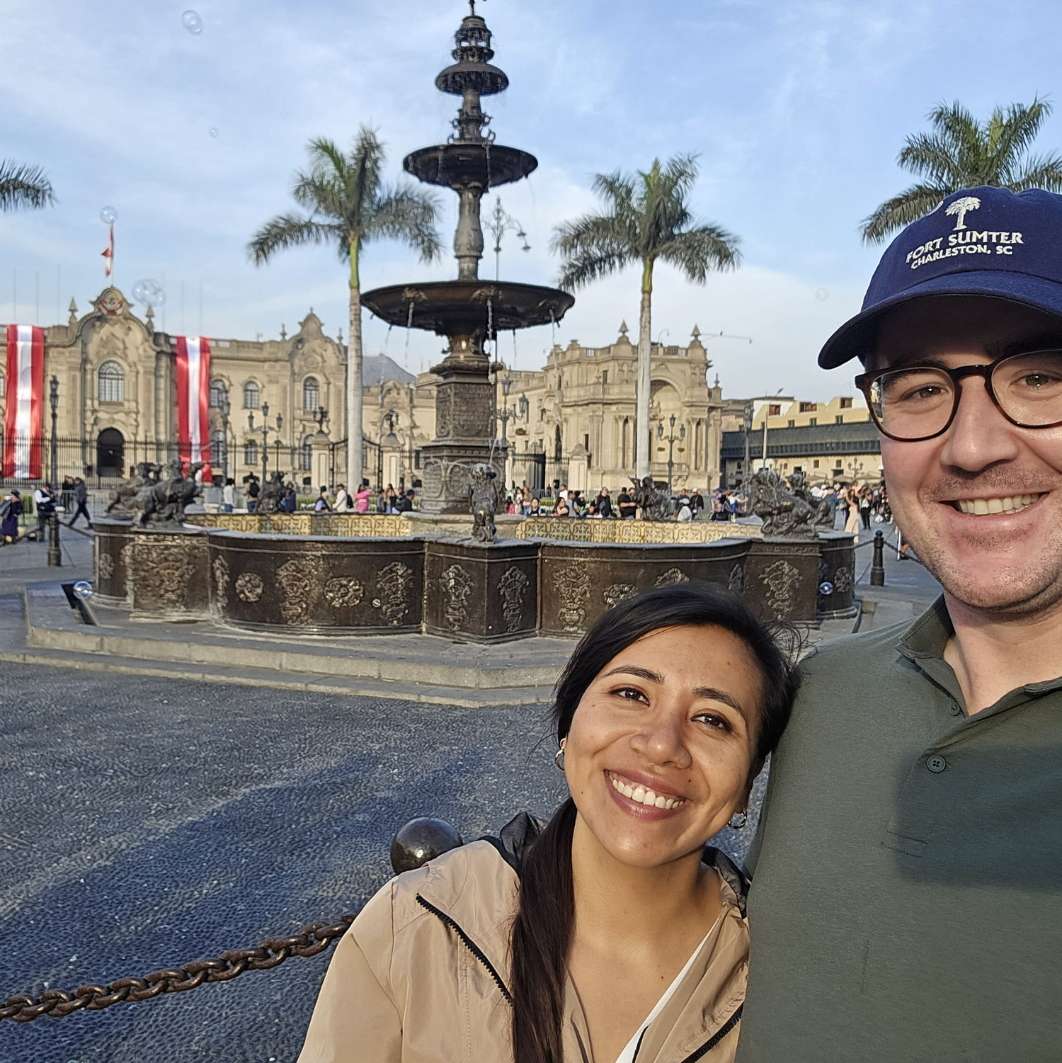 In front of the Peruvian Whitehouse