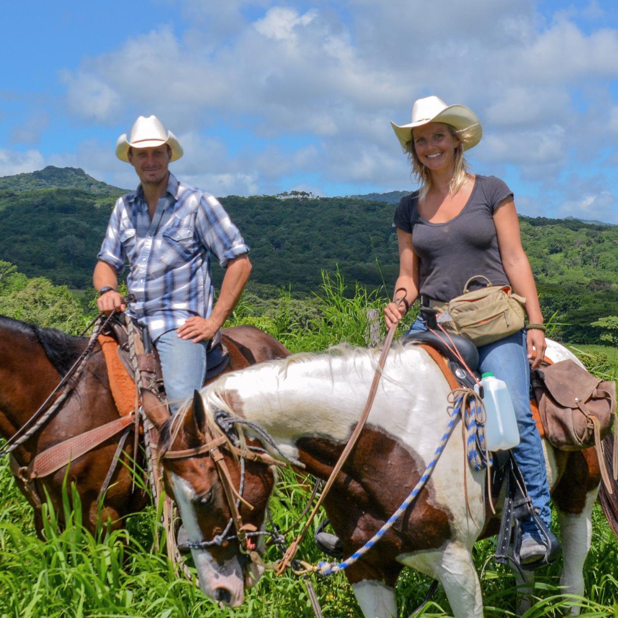 After a 2-week crash course in "cowboying" in Nebraska in 2014, we moved to Nicaragua to work on horseback. We had no idea this experience would become one of the funniest stories of our lives so far.
