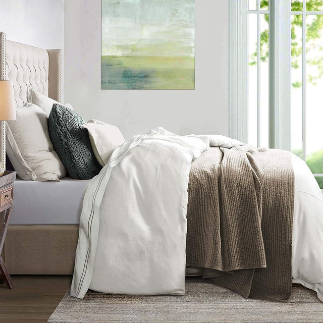 HiEnd Accents Hera Tailored Linen 3 Piece Comforter Set with Pillow Shams, King White Solid Color Bedding Set, Romantic Farmhouse Traditional Coastal Style, 1 Comforter and 2 Pillowcases