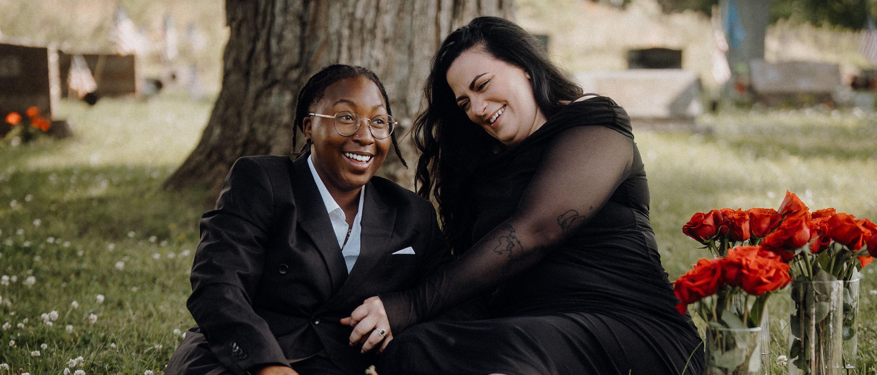 The Wedding Website of Amanda Jane Blackmer and Dymineke Caver