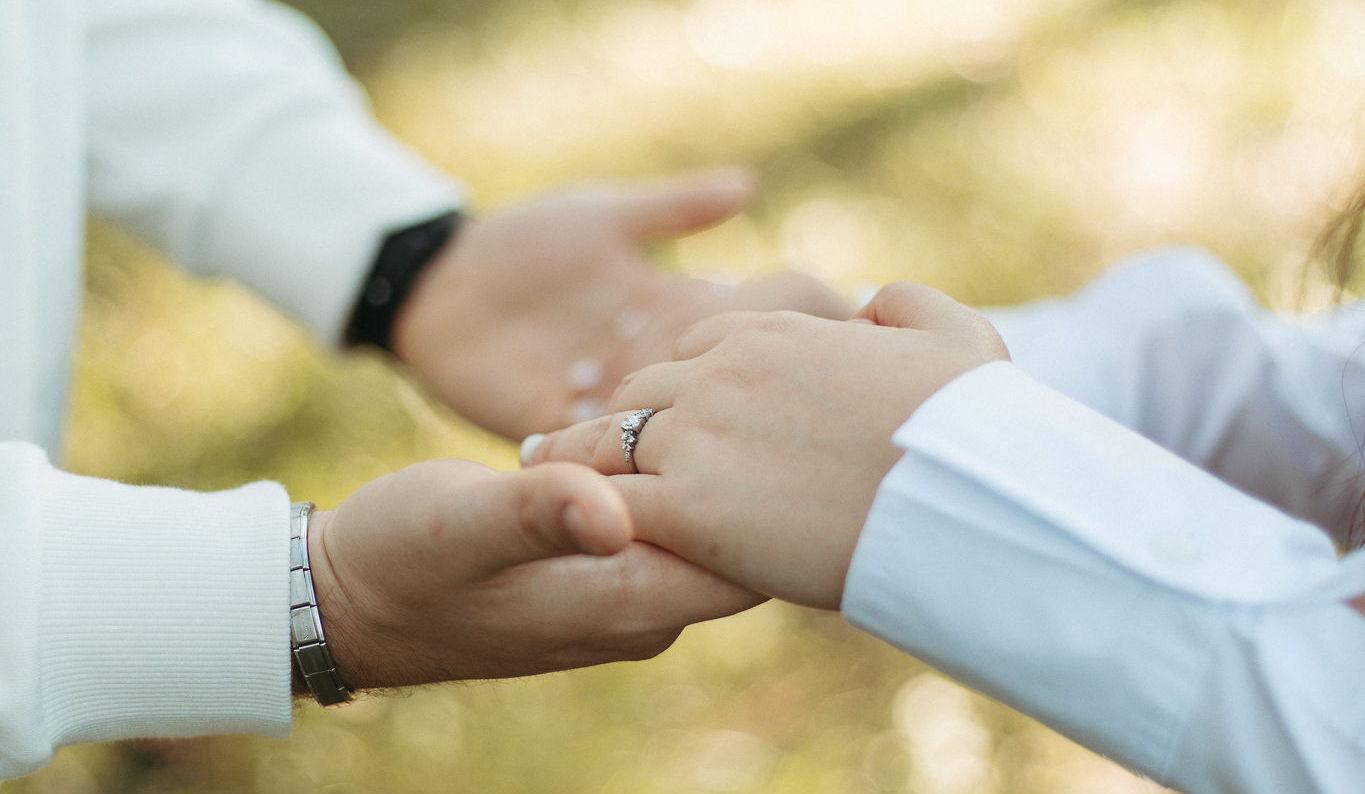 The Wedding Website of Bianca Abreu De Freitas and Devan Goodrum