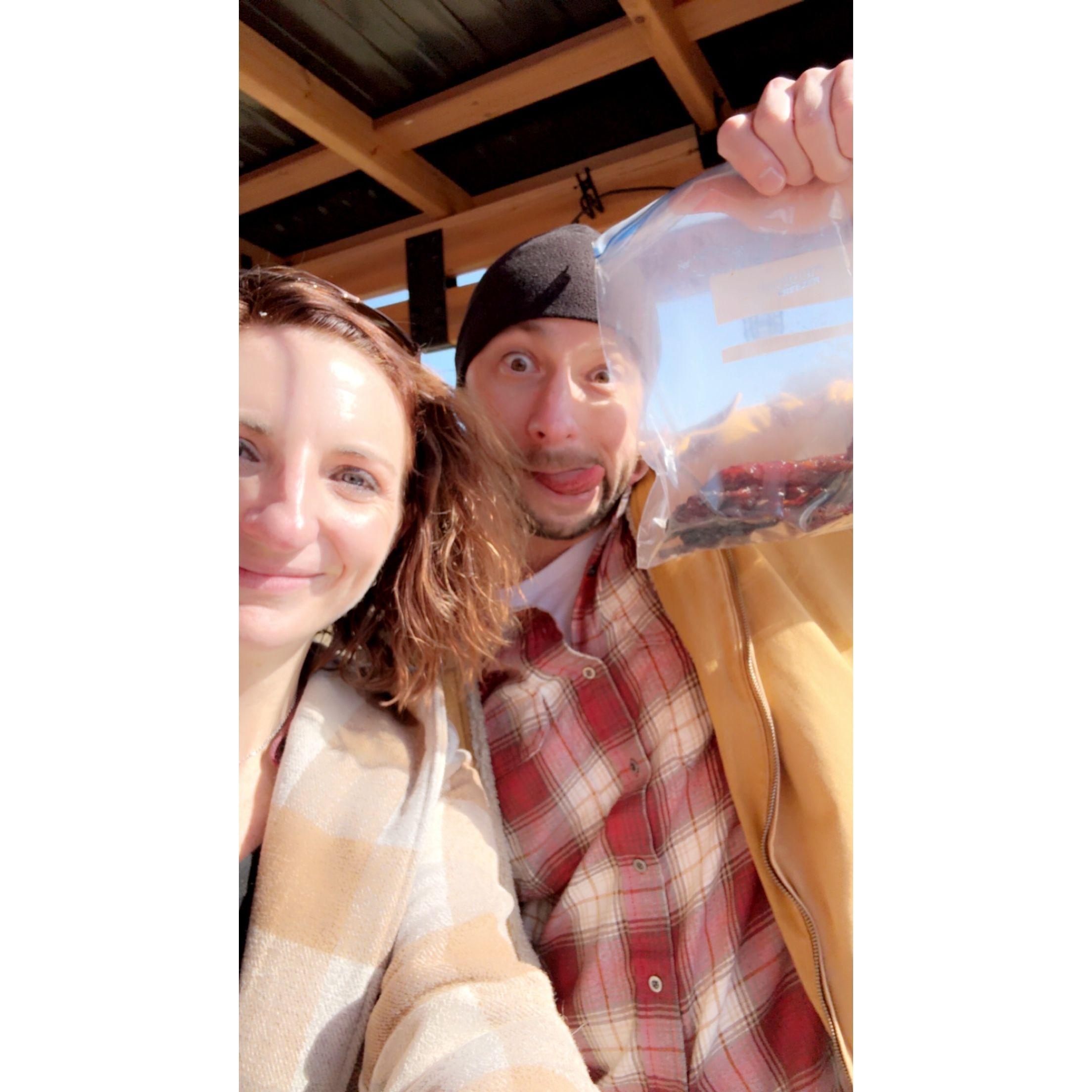 Ändrea visiting Roy in Mattawan. All dates seem to revolve around cooking something amazing. This time, it's smoked & candied bacon. February 2024.