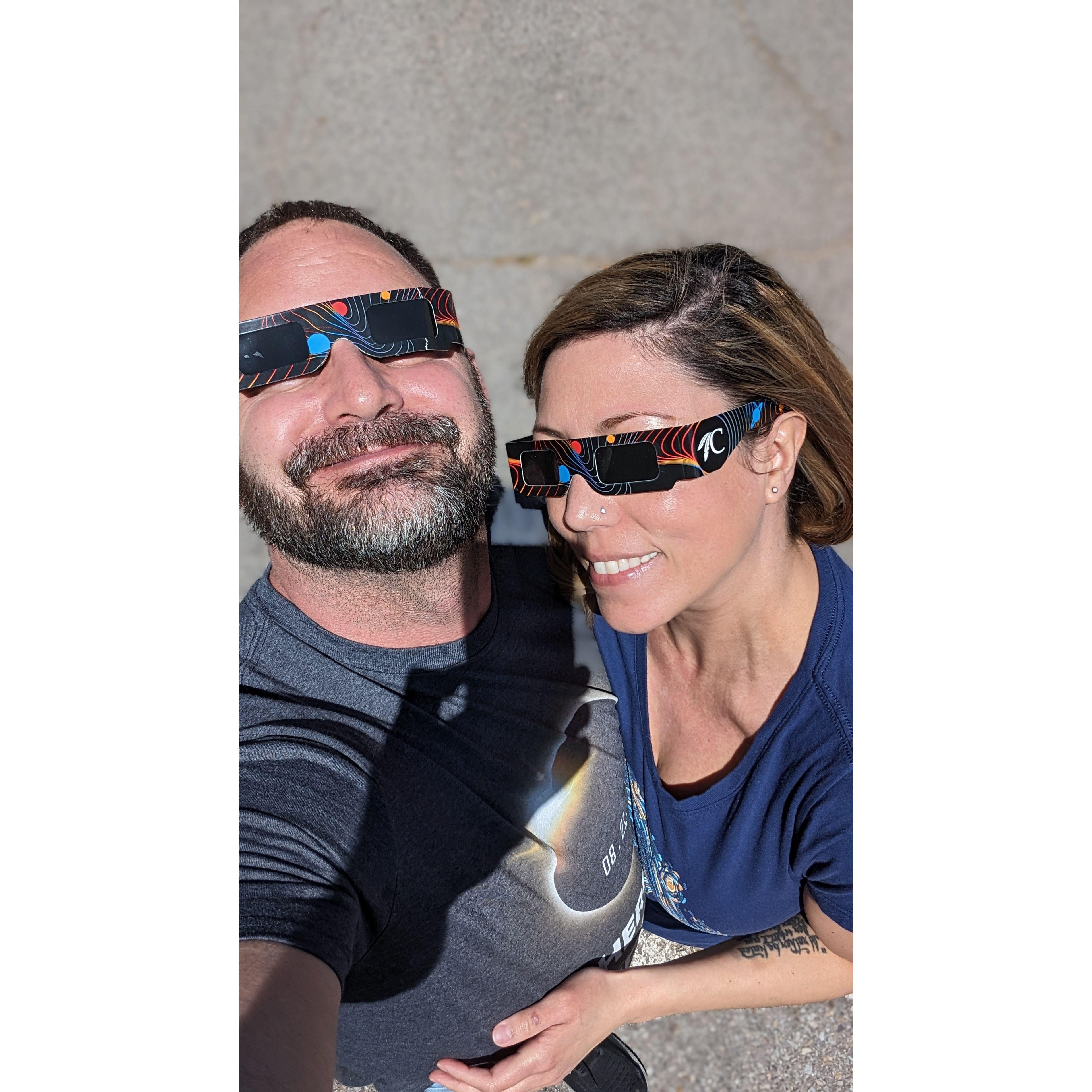 Eclipse #3! Rod joined us for a road trip to somewhere irrelevant in Texas. Had a blast ❤️ ...except for the Texas part.