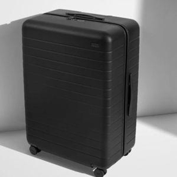 Large Expandable Suitcases: Black | Away
