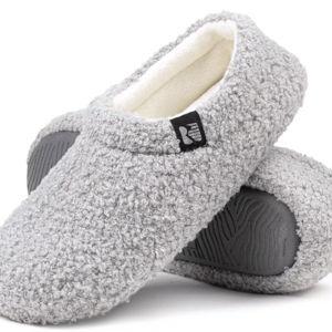 RockDove Women's Teddy Fleece Closed Back Slipper
