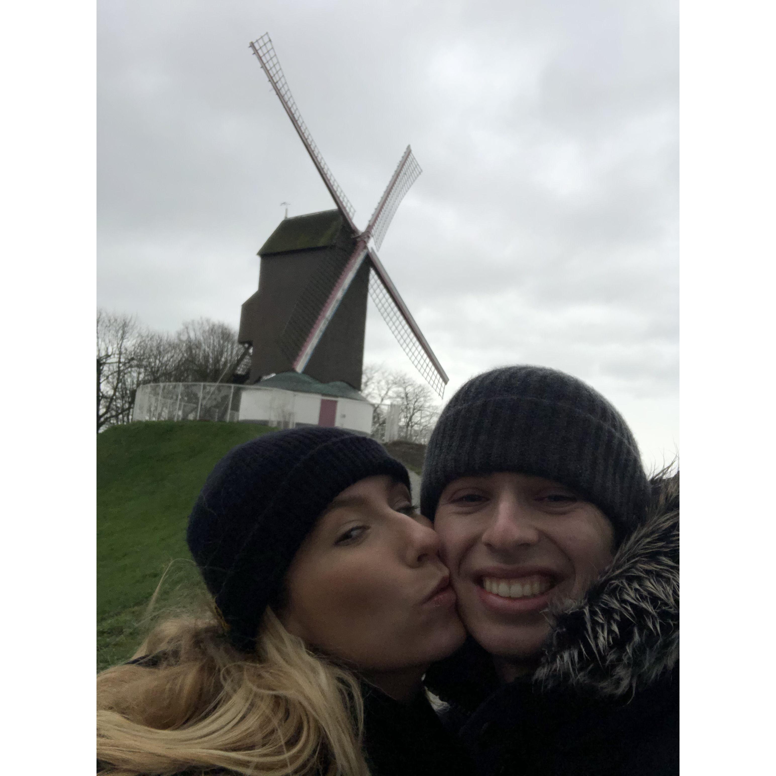 After stuffing our faces with chocolate, beer, and French fries we took a walk around Brugge in 2020.