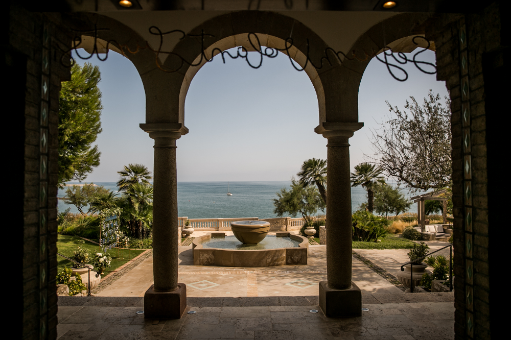 The Wedding Website of Mackenzie Grady and Oscar Escudero