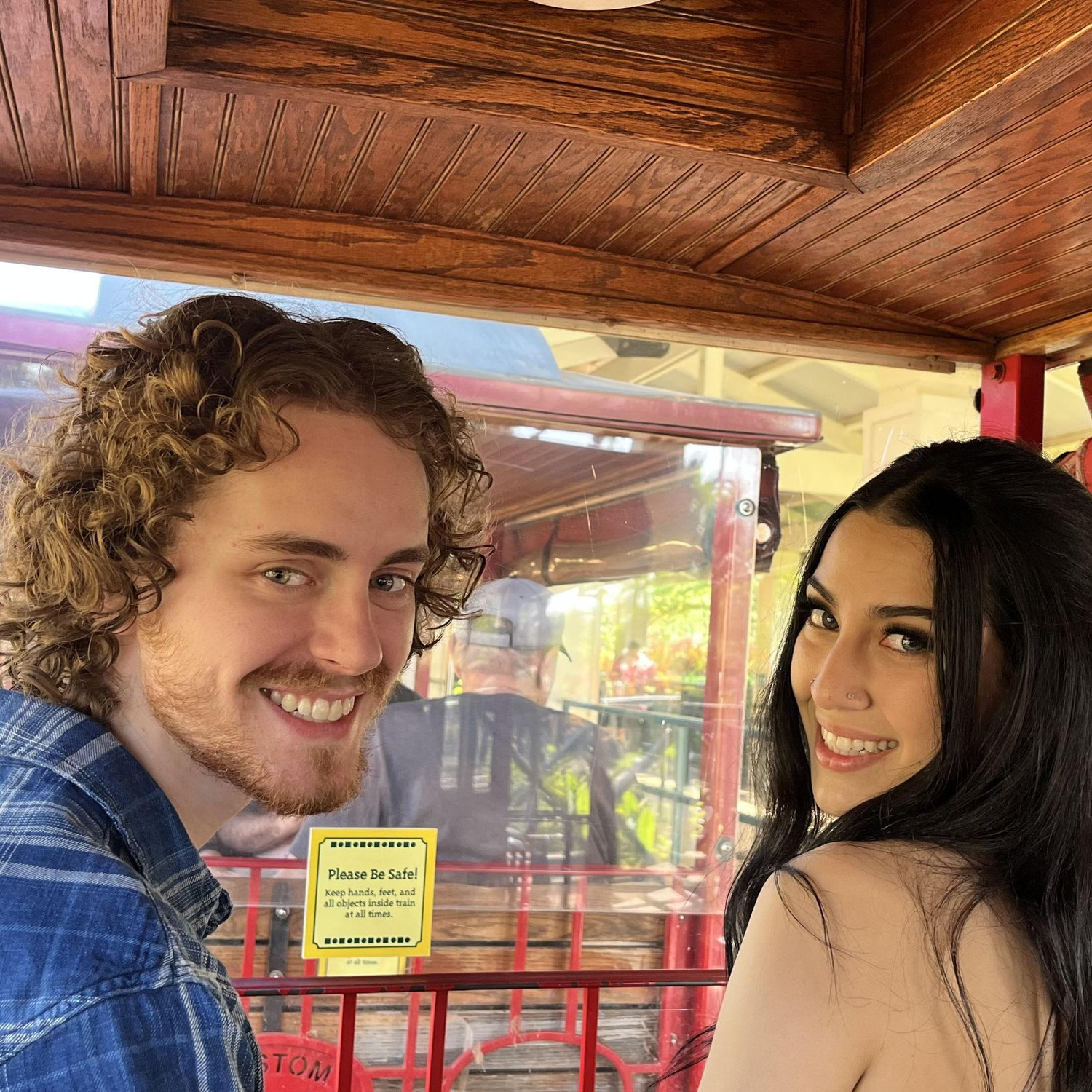 Pineapple Dole whip, then an engagement? Best day ever!