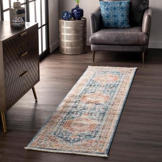 Harley Barbed Mast Medallion Area Rug