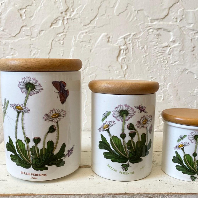 3 1972 Portmeirion Daisy Storage Jars, Portmeirion Canisters, Vintage Canisters, Ceramic Canisters, Portmeirion Jars, Butterfly Decor