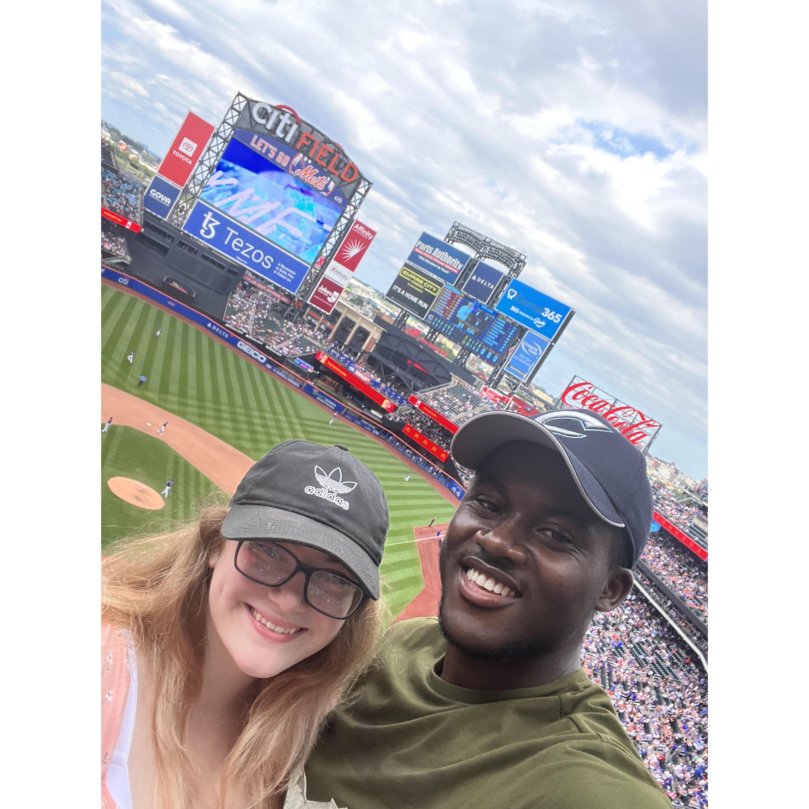 Cincinnati Reds playing the Mets--in New York!