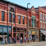 Shopping in Downtown Stillwater