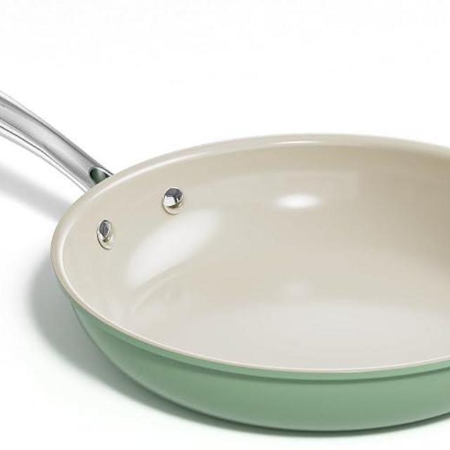 Redchef Nonstick Frying Pan Skillet, Ceramic Non-Stick Saute Pans, 9.5 inch Cooking Fry Pan with Stay Cool Handle, All Stovetops, Dishwasher/Oven Safe, PFAS-Free, Non Toxic (Green)