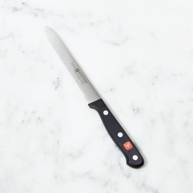 Wüsthof ® Gourmet 5 " Serrated Utility Knife