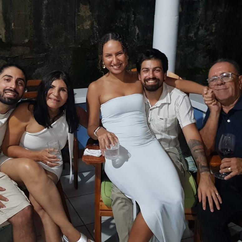 Daniel’s family came over to finally celebrate the engagement at Maia’s parents’ home