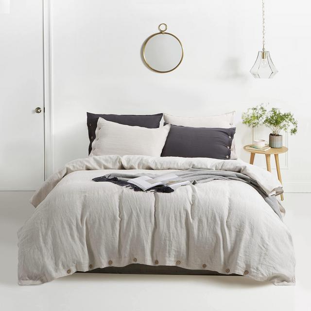 EVERLY Linen Duvet Cover Queen Size, 100% Stonewashed French Linen Duvet Cover Set, 3 Pieces (1 Duvet Cover 2 Pillowcases) Flax Cover Set with Coconut Button Closure, Linen