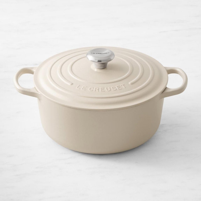 Le Creuset Signature Enameled Cast Iron Round Dutch Oven - 2-Qt., Red