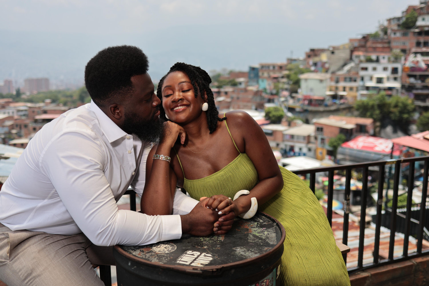 The Wedding Website of Isimeme Akahome and Adeyinka Ogunbekun