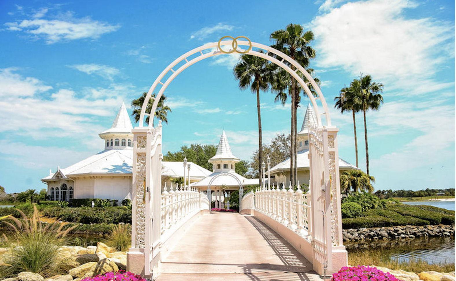 The Wedding Website of Maura Donovan and Kyle Masson