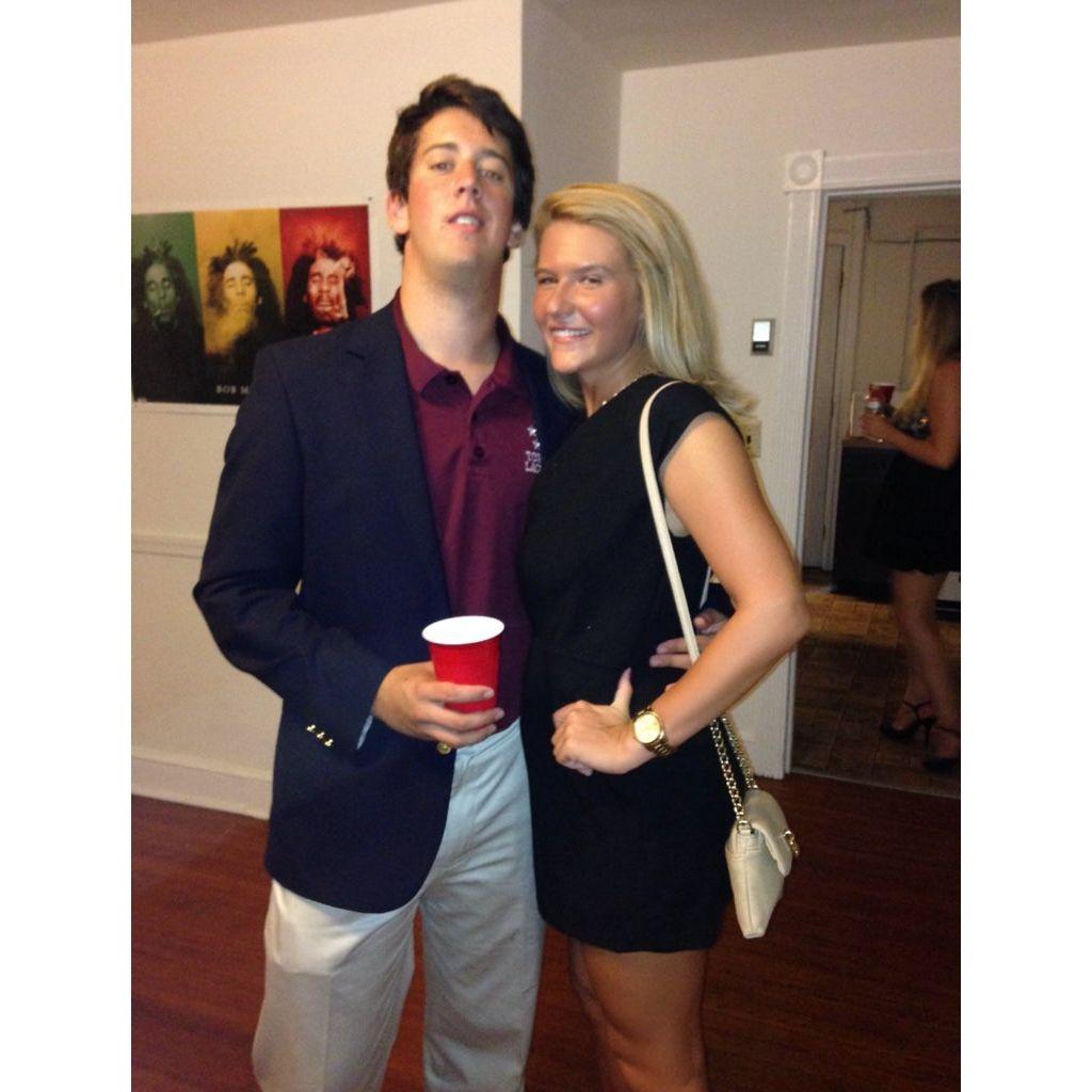 First college photo together (probably 3 jungle juices in)