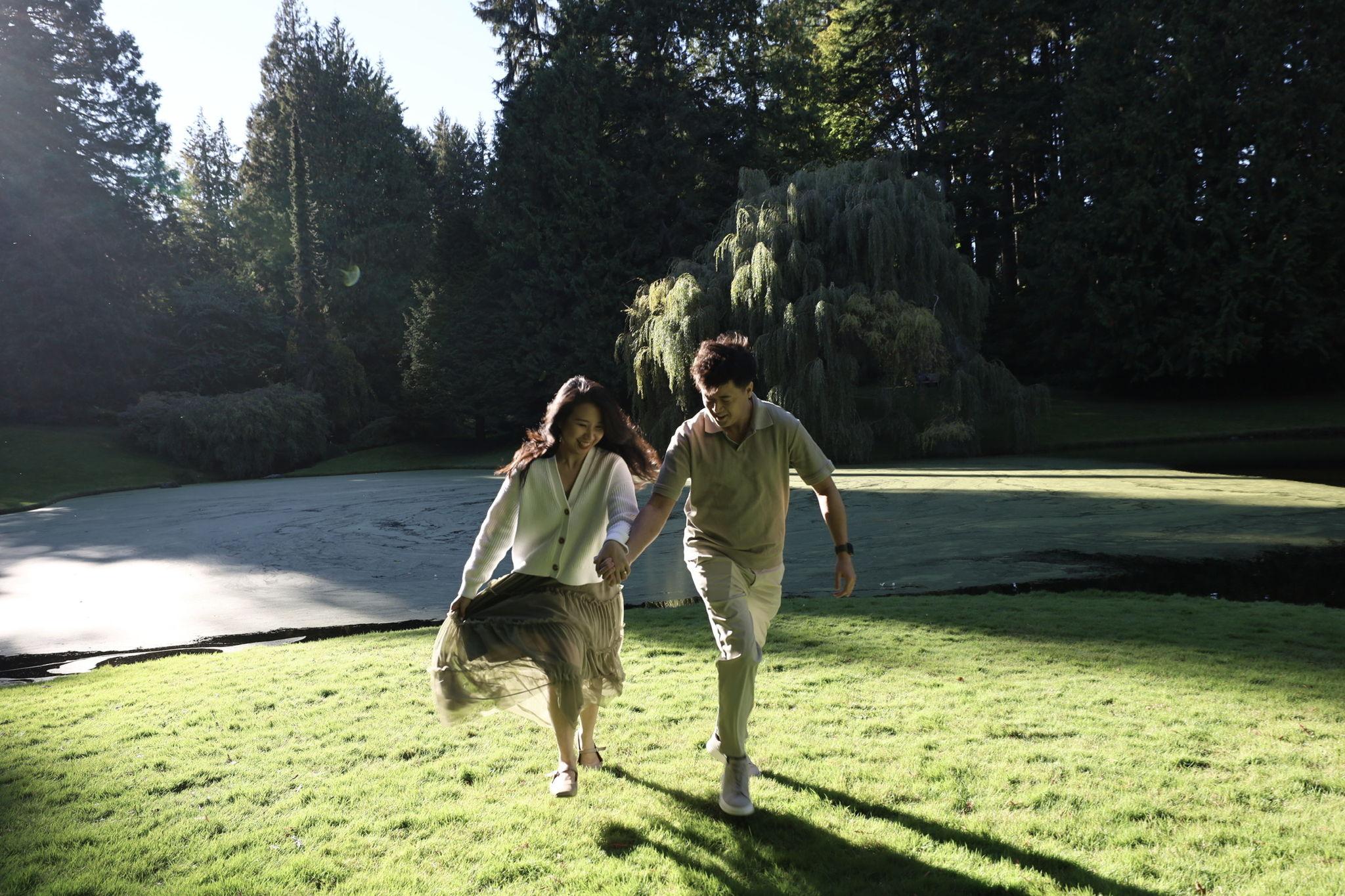 The Wedding Website of Gloria Gondoboentoro and David Nguyen