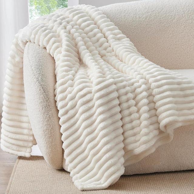 BEDELITE Fleece Throw Blanket for Couch, 300GSM Soft & Warm Fluffy Twin Blanket, Decorative and Giftable Striped Cream White Blankets for Women, Men, 60"x80"