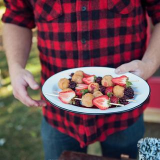 Vintage Enamelware Dinner Plate, Set of 4