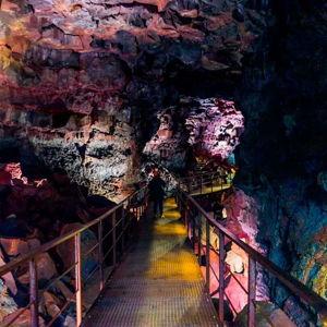 (Honeymoon) Raufarholshellir Lava Tunnel Tour