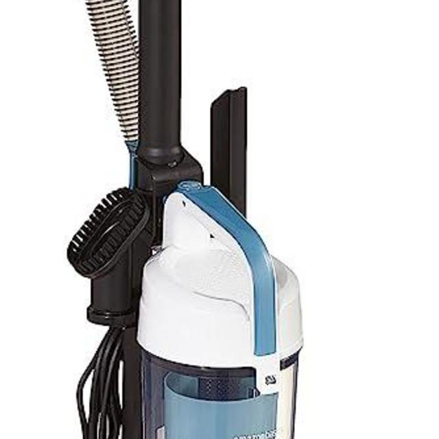 Amazon Basics Upright Bagless Lightweight Vacuum Cleaner, White