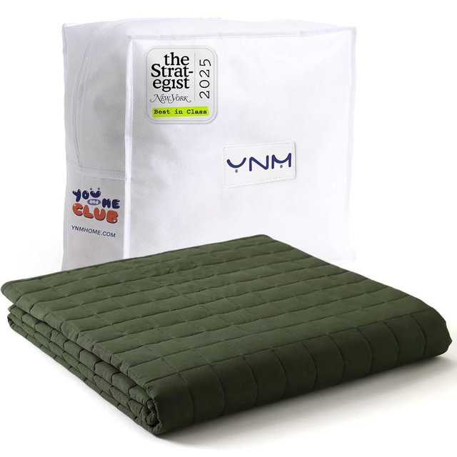 YnM Cotton King Size Weighted Blanket for Adults (88x104 Inches, 25 Pounds, Army Green), Smallest Compartments with Cooling Glass Beads,Heavy Blanket for Two Persons of 110~190lbs on Queen or King Bed