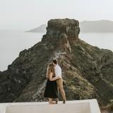 Hike Skaros Rock