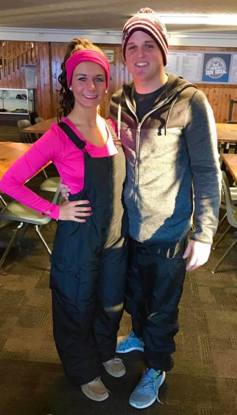 Skiing the slopes!⛷