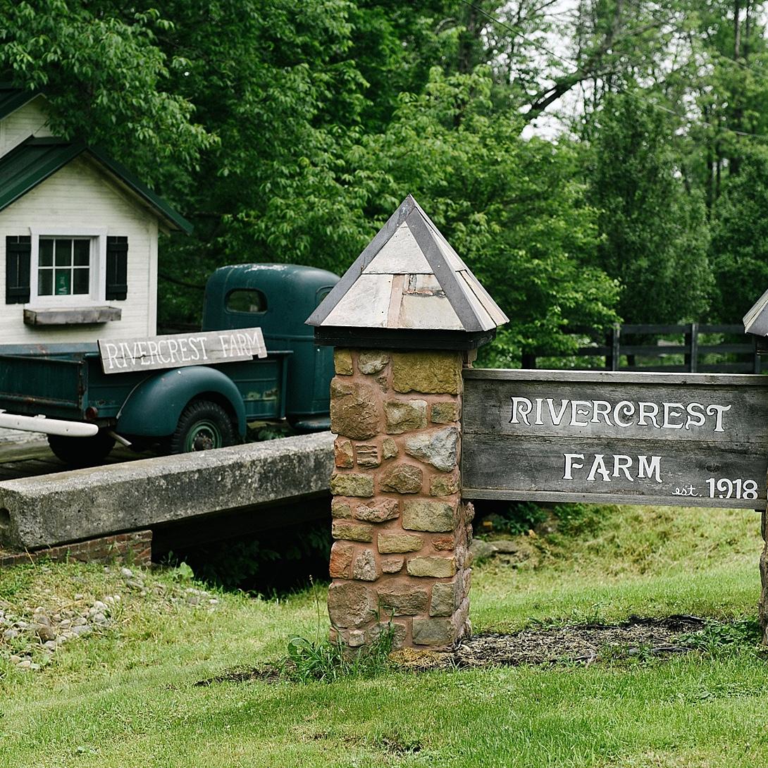 Rivercrest Farm Entrance