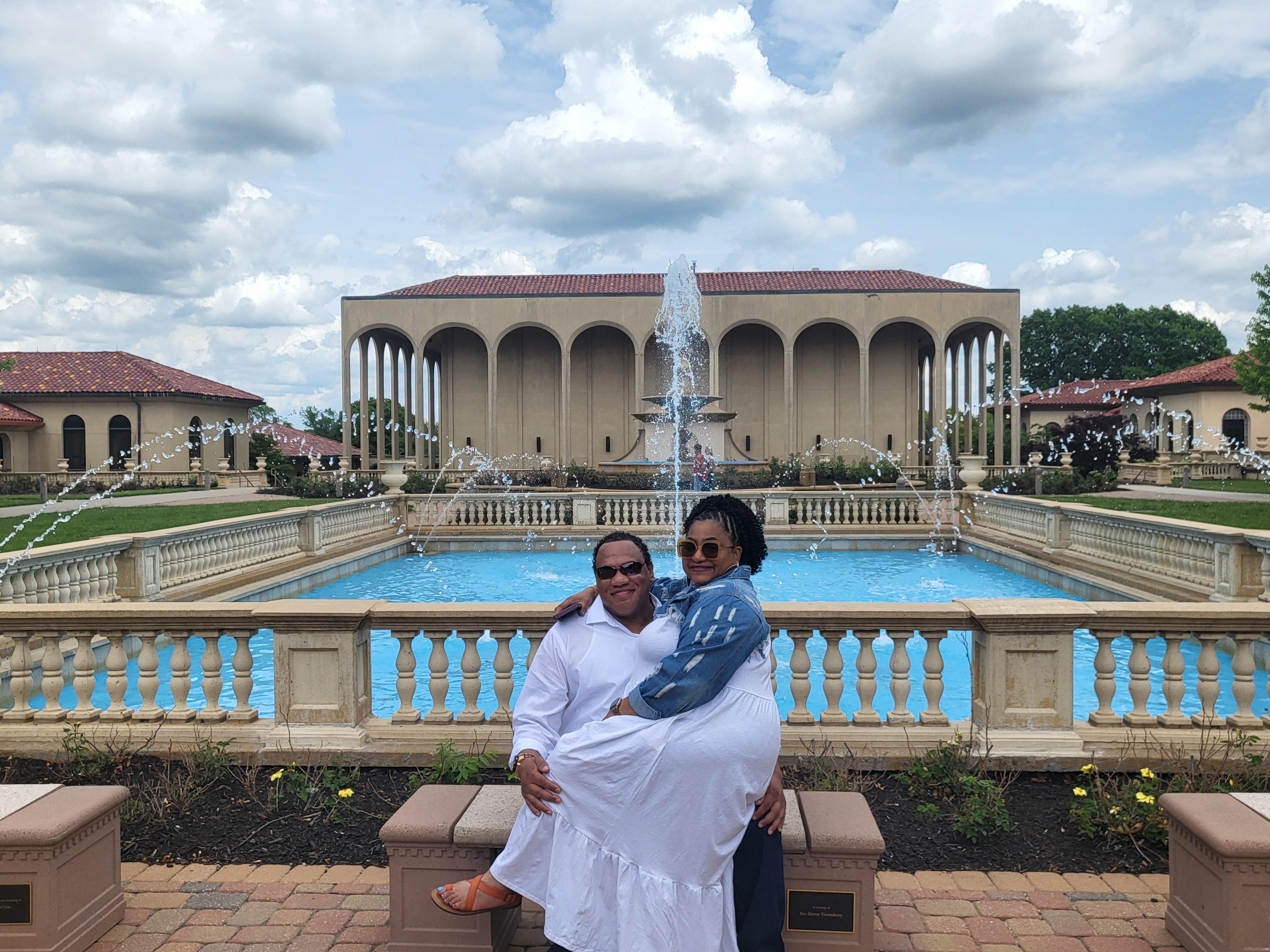 The Wedding Website of Yvonne Cook and Raymond Comas