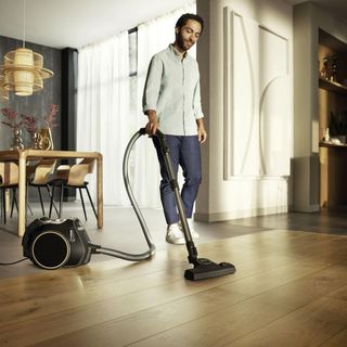 Boost CX1 Cat & Dog Bagless Canister Vacuum