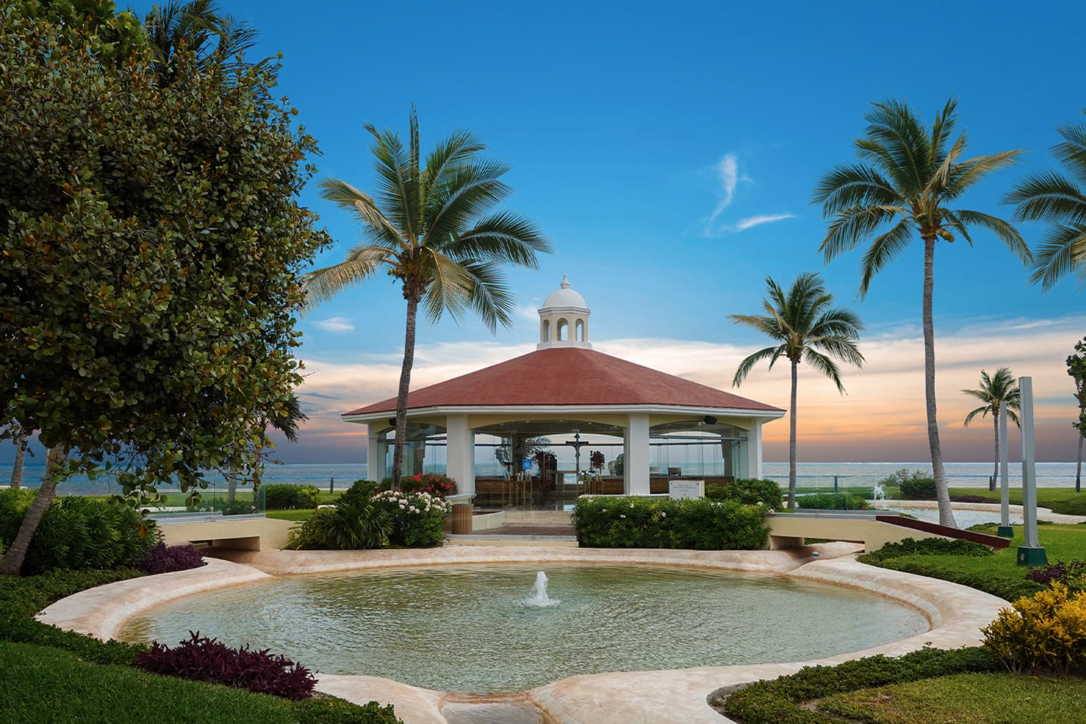 The Wedding Website of Stanley Pheteau and Alejandra Garcia