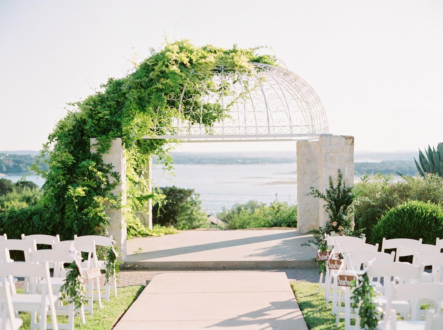 The Wedding Website of Shannon Byouk and Tommy Yowell