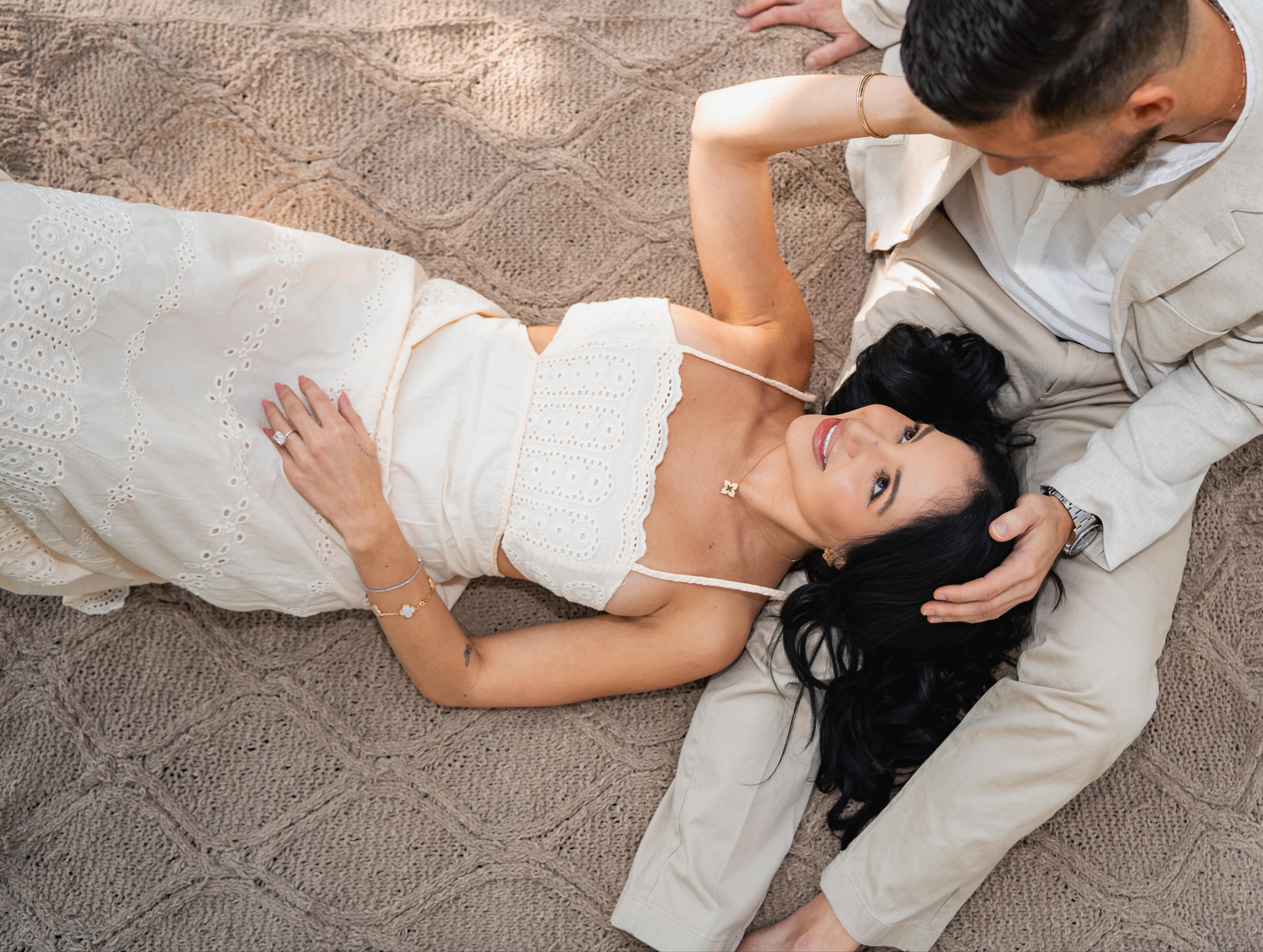 The Wedding Website of Hilda Castro and Jonathan Sousa