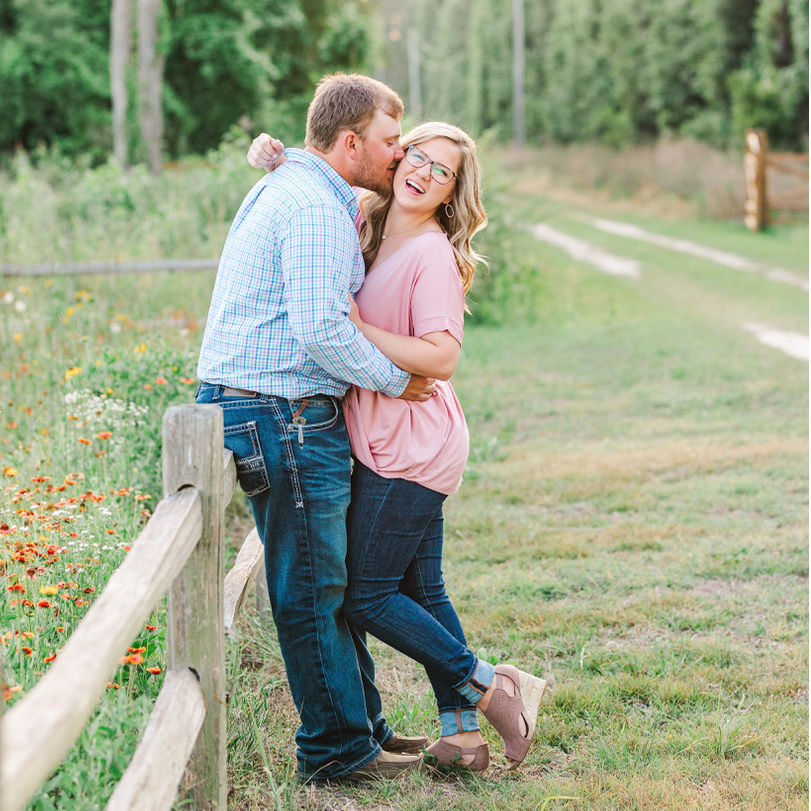 Engagement Pictures!! May, 2021