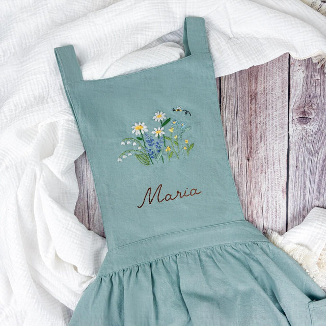 Personalized Hand Embroidered Apron – Floral Cotton Linen Gardening Apron for Adult T21