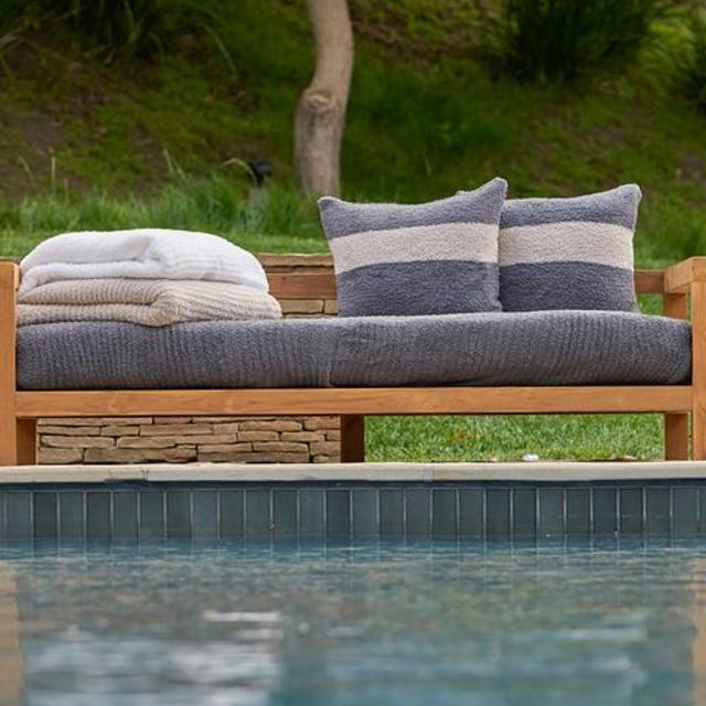 the COZYCHIC® RIBBED BED BLANKET